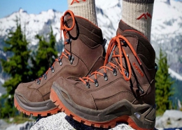 اهمیت کفش کوهنوردی